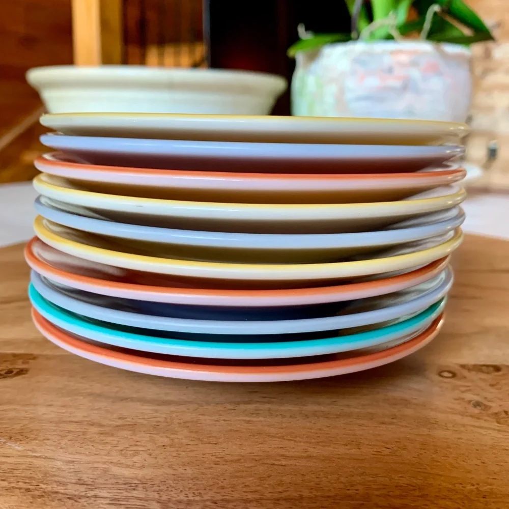 Vintage Hazel Atlas Crinoline Saucer -- Set of 10 plates – Mid-Century Modern - Picture 5 of 9